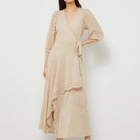 BCBGMaxAzria | Dresses | Bcbg Maxazria Long Sleeve Layered Skirt Maxi Dress  | Poshmark